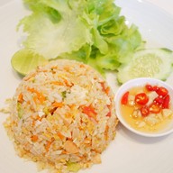 Salad House Sriracha ไอเพลส(หน้านิคมฯแหลมฉบัง)