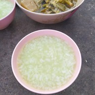 เมนูของร้าน ข้าวต้ม 2 บาท บางปลาหมอ ย้ายมาใกล้กับสวนน้ำ