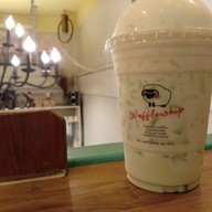 เมนูของร้าน Wafflewhip Cafe วาฟเฟิลวิป