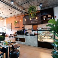 บรรยากาศ Plenary Café & Swimming Pool