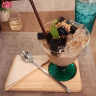 เมนูของร้าน บราว์นโคนี่