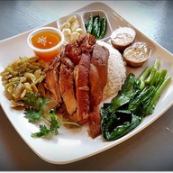 เมนูของร้าน ฎ คุณสั่งเราส่ง อาหารตามสั่ง /ข้าวขาหมู /ข้าวหมูแดง หมูกรอบ _