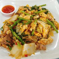 เมนูของร้าน ฎ คุณสั่งเราส่ง อาหารตามสั่ง /ข้าวขาหมู /ข้าวหมูแดง หมูกรอบ _