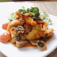 Hip Hut Cafe (ฮิป ฮัท คาเฟ่) ฮิปฮัท คาเฟ