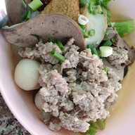 เมนูของร้าน รุ่งเรือง (ตั๋ง) ก๋วยเตี๋ยวหมู สุขุมวิท26 เจ้าเก่า สุขุมวิท 26