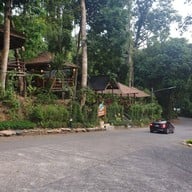 หน้าร้าน ครัวกลางดง