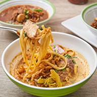 เมนูของร้าน ข้าวซอยน้ำเงี้ยวคุณติงน้อย บางเตย