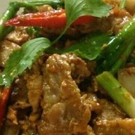ร้านข้าวคุณยาย ลาดกระบังหน้าตึกRNP (ติดกับ7-11)