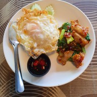 เมนูของร้าน ละยำ 2 ก๋วยเตี๋ยวต้มยำ เย็นตาโฟ หนองชาก