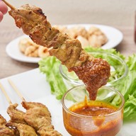 เมนูของร้าน ข้าวซอยน้ำเงี้ยวคุณติงน้อย บางเตย