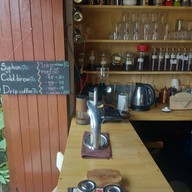 Jye slow bar coffee (ใจ สโลว์บาร์) กาแฟร้อน/เย็น กาแฟดริป