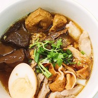 เมนูของร้าน ข้าวขาหมู-ข้าวมันไก่ เจ๊สุอิ่มอร่อย