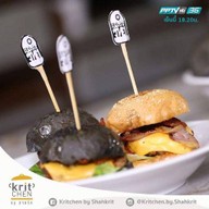 เบอร์เกอร์วิทยา-ฟู้ดทรัค ดราก้อนทาวน์ จุฬาฯซอย20