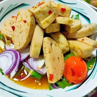 เมนูของร้าน กินยำยังปั๊กกะเป่ายิ้งฉุบ