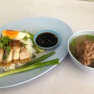 ข้าวแกง ก๋วยเตี๋ยว by ครัวป้าชู เมนูอร่อย (รับคนละครึ่ง เราชนะ) ประชานิเวศน์3