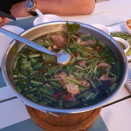 เมนูของร้าน กินลมชมสะพาน