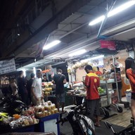 ปารมีน้ำผลไม้ปั่น ผลไม้สด ผลไม้ปลอก
