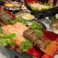 มิราม่าฮอทพอทซีฟู้ดเรสเตอรองท์