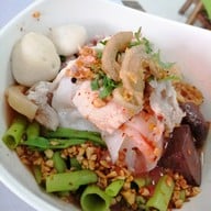 ข้าวแกง ก๋วยเตี๋ยว by ครัวป้าชู เมนูอร่อย (รับคนละครึ่ง เราชนะ) ประชานิเวศน์3