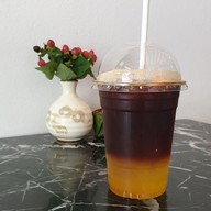 เมนูของร้าน Humming Bird Tea cup หลังมหาวิทยาลัยขอนแก่น