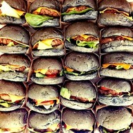 เบอร์เกอร์วิทยา-ฟู้ดทรัค ดราก้อนทาวน์ จุฬาฯซอย20