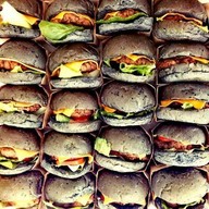 เบอร์เกอร์วิทยา-ฟู้ดทรัค ดราก้อนทาวน์ จุฬาฯซอย20