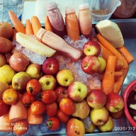เมนูของร้าน สตอเบอรี่นมสด: Lasalle Fresh Juice