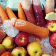 เมนูของร้าน สตอเบอรี่นมสด: Lasalle Fresh Juice