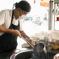 ก๋วยเตี๋ยวเนื้อวัว นายเที๊ยบ เสนานิคม 1 เสนานิคม 1