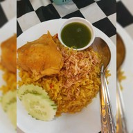 ข้าวหมกไก่อิสลามเมืองตรังสาขา5 บังป้อม (สูตรโบราณหุงด้วยเตาถ่าน) 5