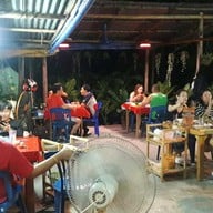 ลาบสะพานคู่