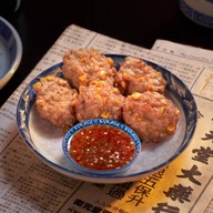 เมนูของร้าน หมูตั่วเฮีย โครงการสวนหลวงสแควร์