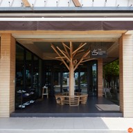 หน้าร้าน THE COFFEE TREE