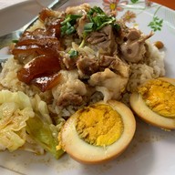 ขาหมูบ้านแม่ นครปฐม