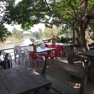 ระเบียงน้ำ
