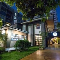 Ivy 47 Restaurant & Bar  สุขุมวิท 47