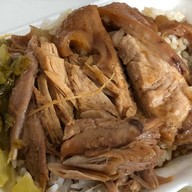 เมนูของร้าน เล่อขาหมูทรงเครื่อง