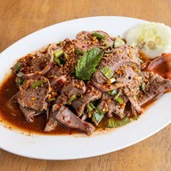 เมนูของร้าน 2 ลาว