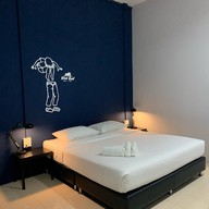 Blue bed rest&fun