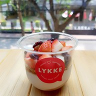 เมนูของร้าน Lykke Yogurt Phloen Chit