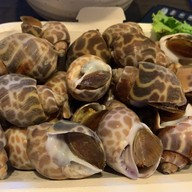 ร้านหอยหนู ชวนชิม ตลาดเดินเล่นท่าพระ