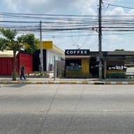 กาแฟสดตู้เหลือง ( ข้างปั้มซัสโก้ )