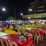 ชบาเมี่ยงปลาเผา หน้าศาลชลบุรี จิ้มจุ่ม,หมูกระทะ ตามสั่ง ส้มตำ ยำ