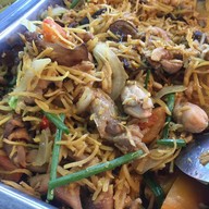 ร้านข้าวแกงแม่ปลาทอง สามพราน