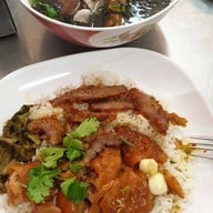 เมนูของร้าน ขาหมูเมืองทอง