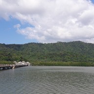 บรรยากาศ ท่าเรือบ้านสลักเพชร เกาะช้าง