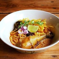 ร้านน้ำเงี้ยว-ข้าวซอย หม้อดิน