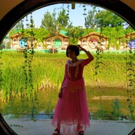 บ้านสวนน้อย รีสอร์ท (บ้านฮอบบิท)