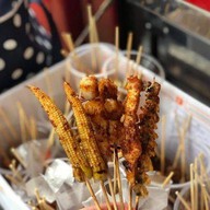 หม่าล่าหัวร้อน by reddy foodtruck ไทรน้อย