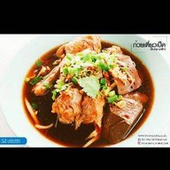 ชวนกิน ก๋วยเตี๋ยวเป็ด ตลาดบองมาร์เช่